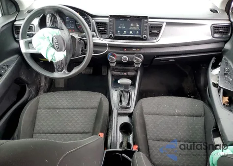 2020 Kia Rio S z USA, uszkodzony, nr VIN 3KPA24AD9LE331050